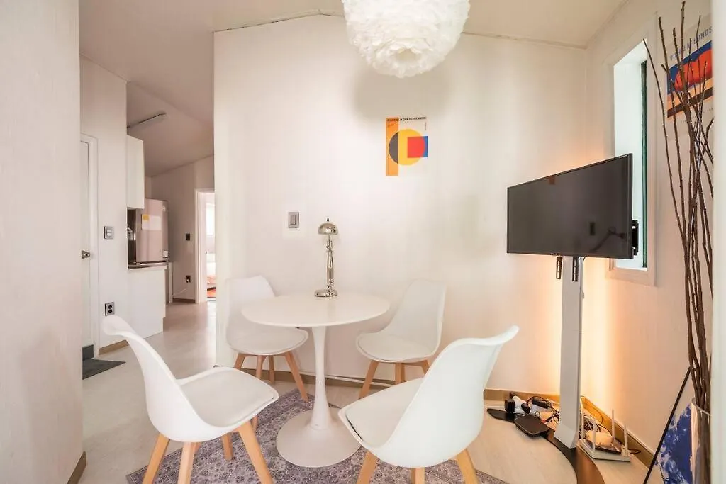 Hongdae Modern House Villa Seoul 0*,  South Korea